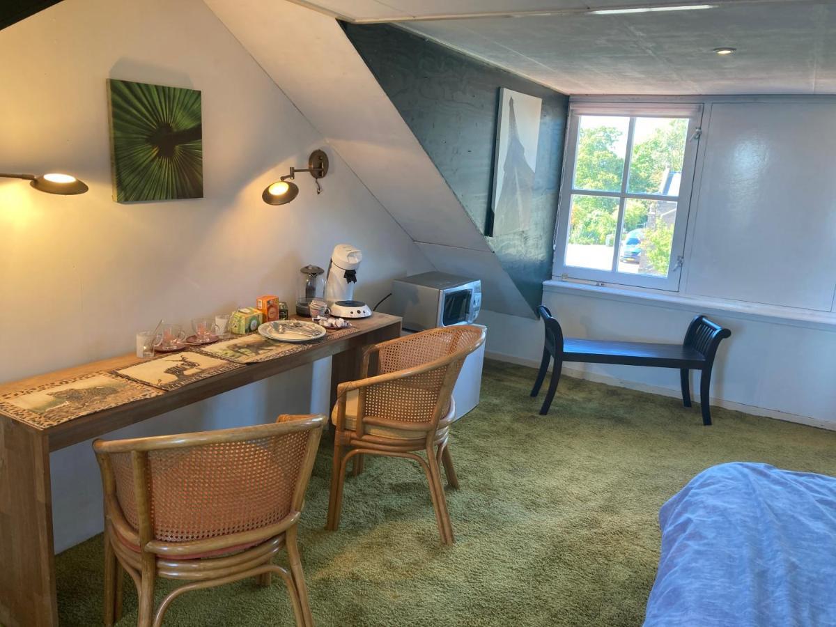 Luc'S Place, Waterbed Grote Kamer Zoeterwoude Exterior photo